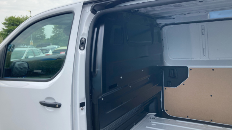 Vauxhall Vivaro L2 Diesel 2.0 Turbo D 145 Prime H1 Van